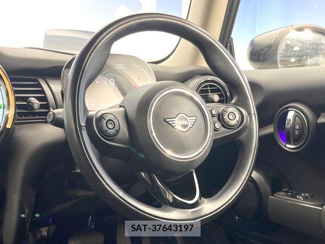 Bmw MINI 2021-03 7618101-11