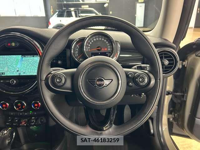 Bmw MINI 2018-06 7725718-19