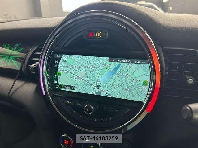 Bmw MINI 2018-06 7725718-2