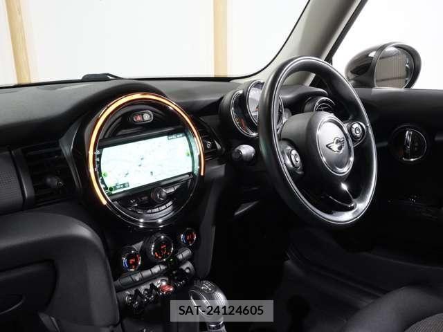 Bmw MINI 2018-09 7725720-17