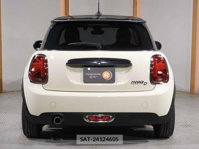 Bmw MINI 2018-09 7725720-8