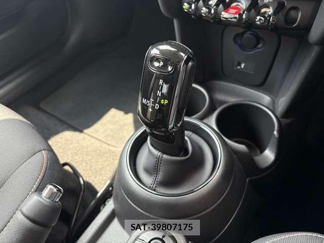 Bmw MINI 2021-03 7725716-10