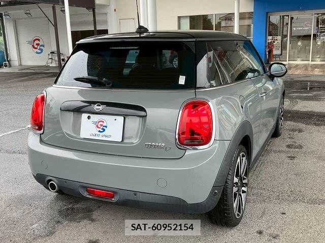 Bmw MINI 2021-05 7787047-12