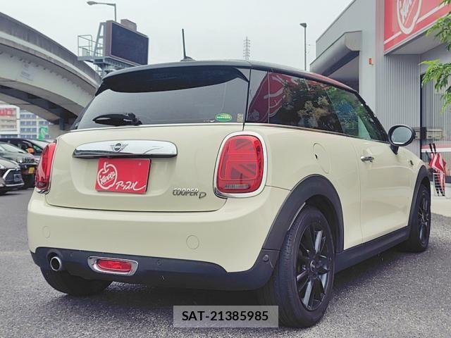 Bmw MINI 2018-01 7877799-5
