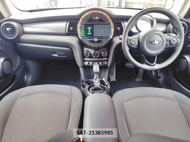 Bmw MINI 2018-01 7877799-6