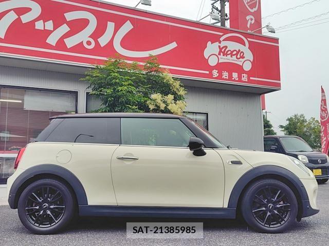 Bmw MINI 2018-01 7877799-8