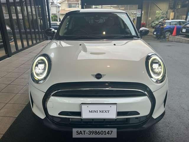 Bmw MINI 2023-11 7902969-4