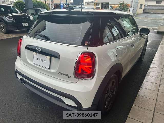 Bmw MINI 2023-11 7902969-7