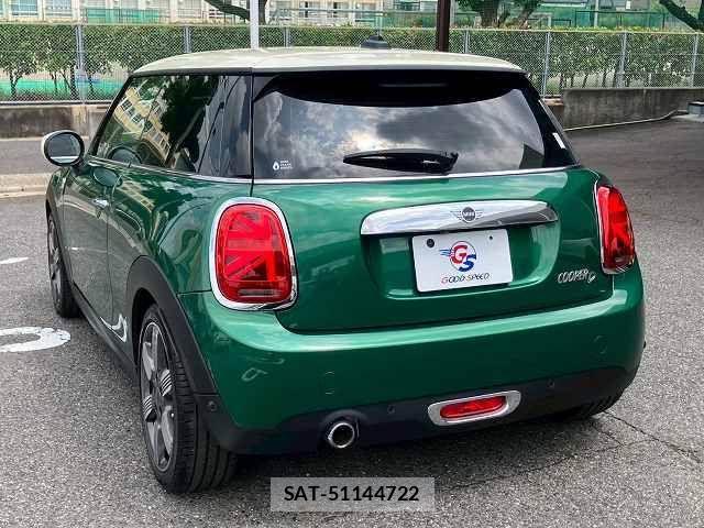 Bmw MINI 2020-10 7962631-12
