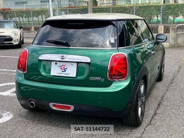 Bmw MINI 2020-10 7962631-14