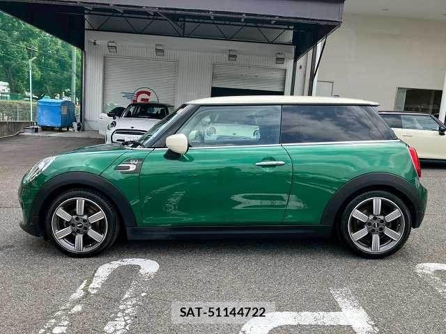 Bmw MINI 2020-10 7962631-15