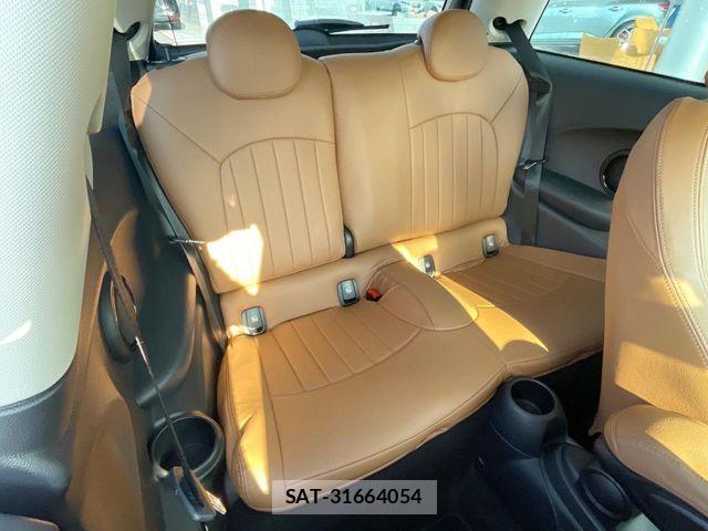 Bmw MINI 2021-10 7962629-8