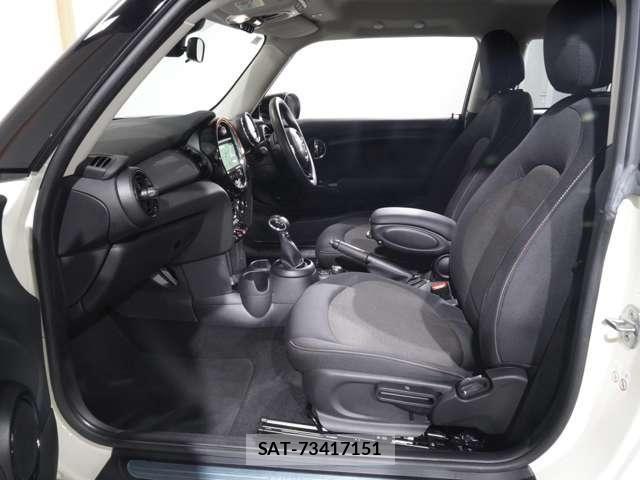 Bmw MINI 2020-03 8074602-11