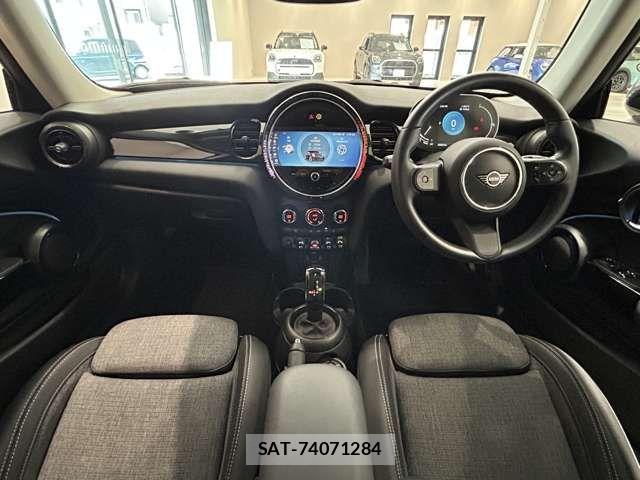 Bmw MINI 2021-12 8100454-2