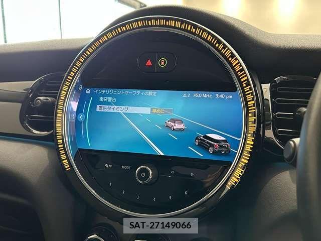 Bmw MINI 2021-11 8131238-7