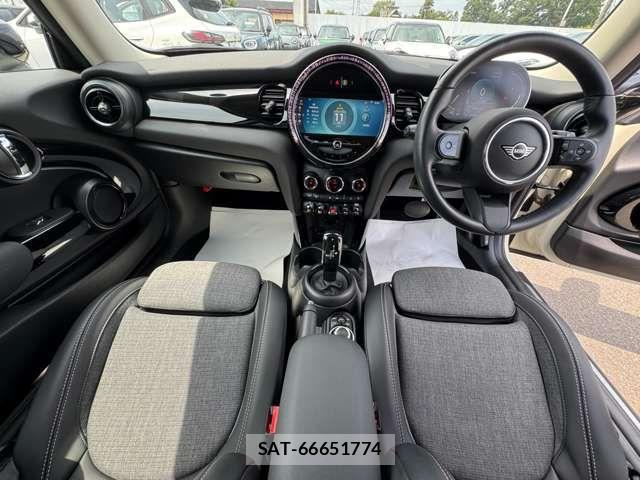 Bmw MINI 2022-09 8367016-1
