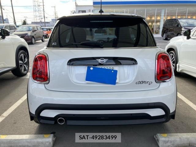 Bmw MINI 2024-04 8413612-1