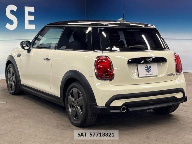 Bmw MINI 2021-09 8457908-17