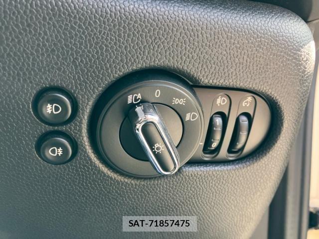 Bmw MINI 2021-04 8457909-18