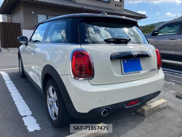 Bmw MINI 2021-04 8457909-2