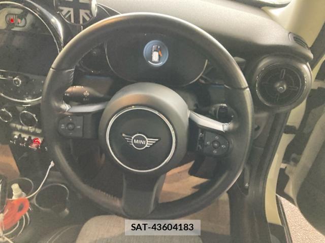 Bmw MINI 2022-05 8562683-11