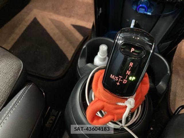 Bmw MINI 2022-05 8562683-16