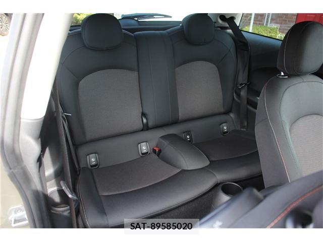 Bmw MINI 2019-06 8660255-13