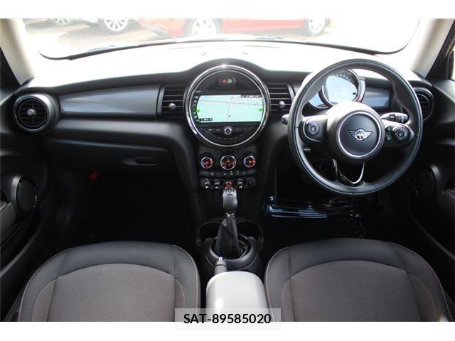 Bmw MINI 2019-06 8660255-6