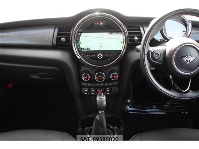 Bmw MINI 2019-06 8660255-7
