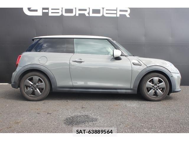 Bmw MINI 2022-01 8743996-22