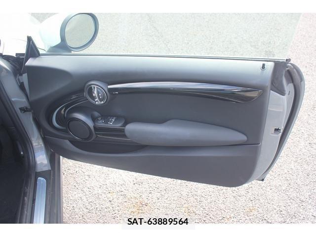 Bmw MINI 2022-01 8743996-25