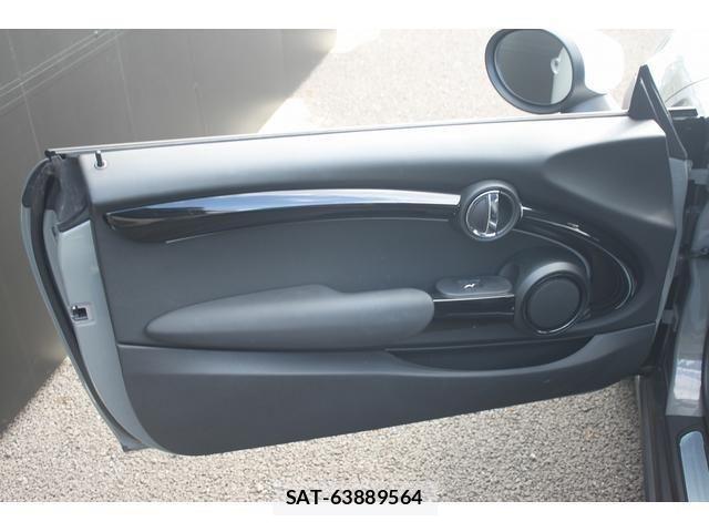 Bmw MINI 2022-01 8743996-29