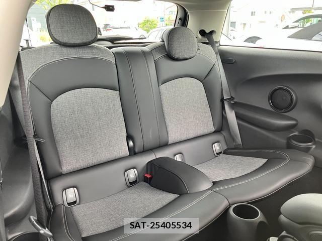Bmw MINI 2023-01 8830342-13