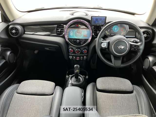 Bmw MINI 2023-01 8830342-1