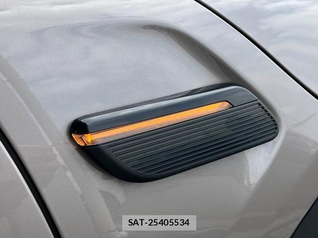 Bmw MINI 2023-01 8830342-7