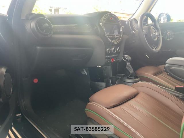 Bmw MINI 2020-03 8871465-10