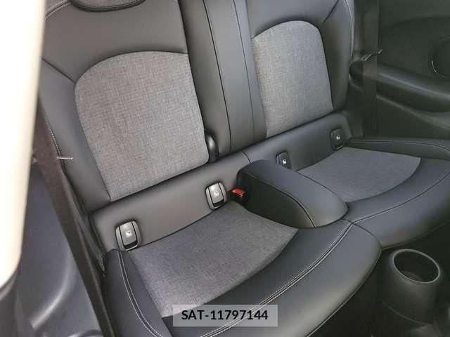Bmw MINI 2023-10 8871464-9