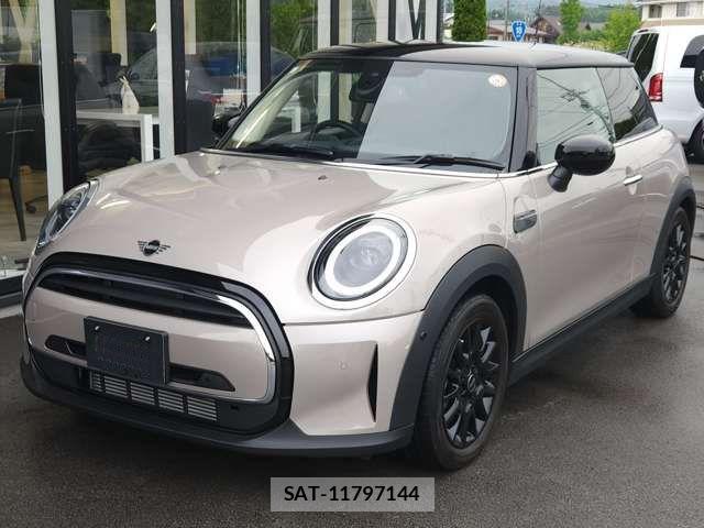 Bmw MINI 2023-10 8871464-11