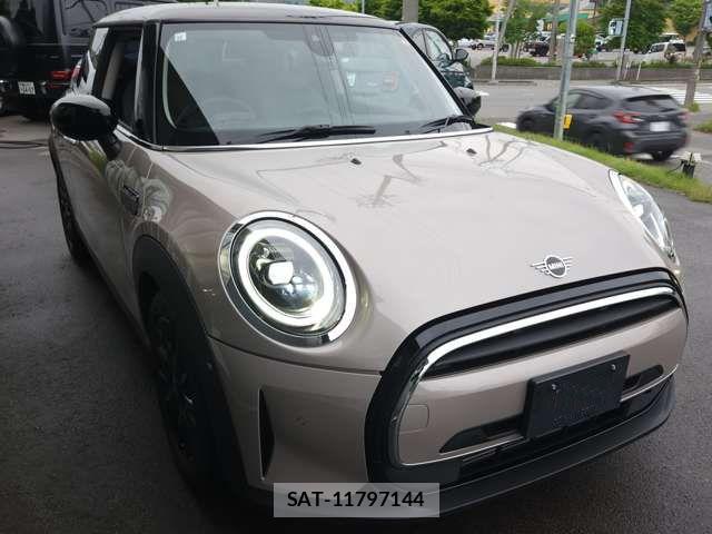 Bmw MINI 2023-10 8871464-15