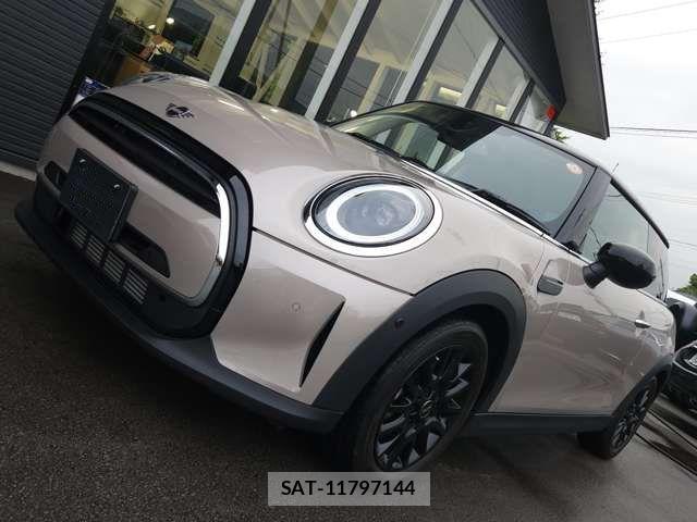 Bmw MINI 2023-10 8871464-1