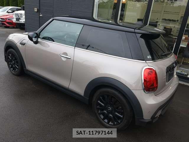 Bmw MINI 2023-10 8871464-3