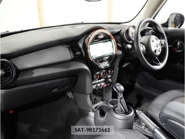 Bmw MINI 2019-09 8883919-12