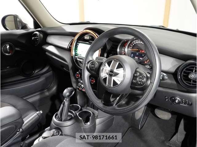 Bmw MINI 2019-09 8883919-13