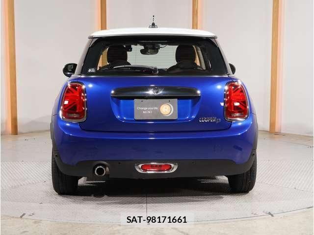 Bmw MINI 2019-09 8883919-7