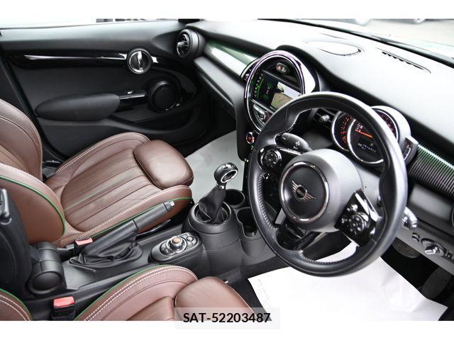 Bmw MINI 2019-11 3379483-17