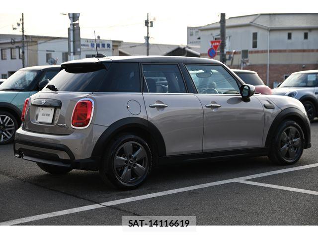 Bmw MINI 2022-11 3379481-4