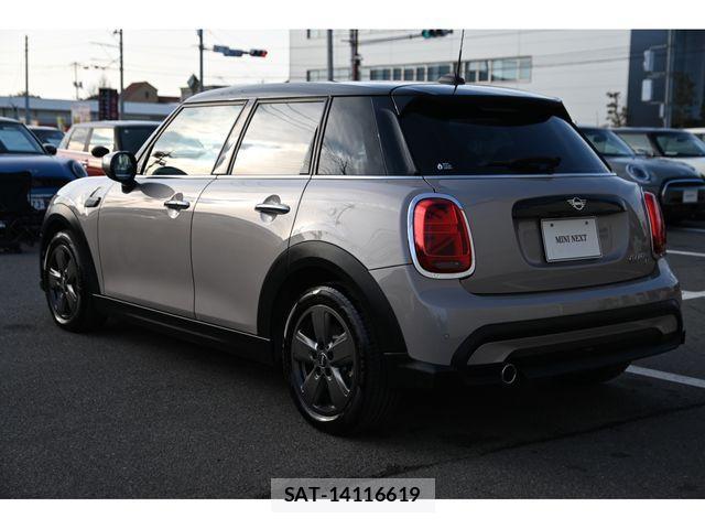 Bmw MINI 2022-11 3379481-6