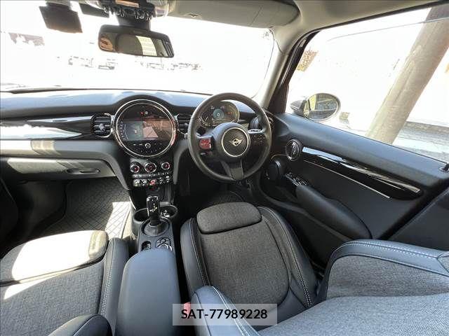 Bmw MINI 2024-04 4422217-23