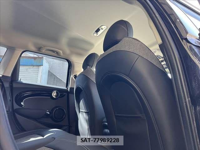 Bmw MINI 2024-04 4422217-26