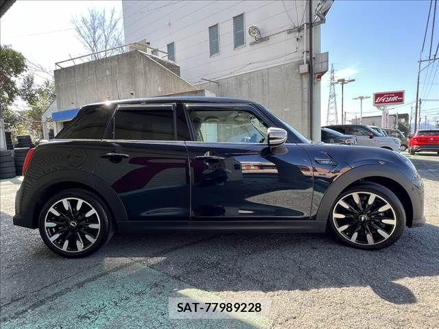 Bmw MINI 2024-04 4422217-28